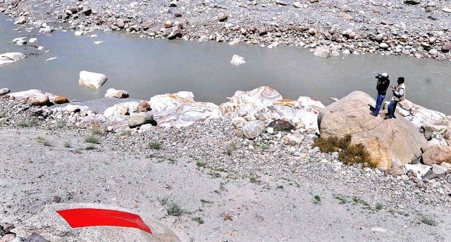 Major flood in Attabad less likely, say officials