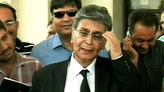 Govt lawyer withdraws from case