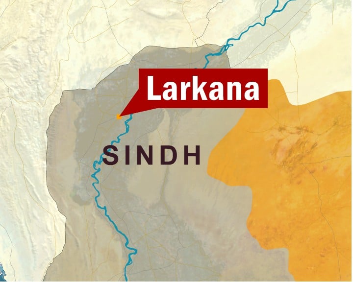 Disappointed jiyalas: They make it to Garhi Khuda Bakhsh to pray, not Naudero House to stay