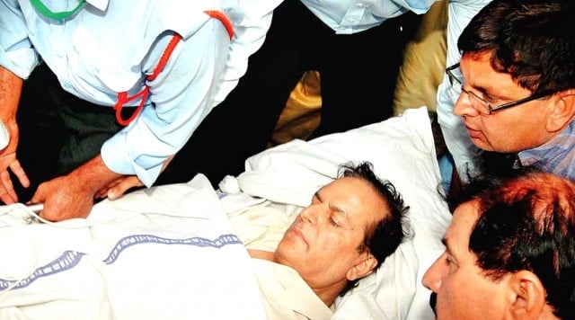 Javed Hashmi discharged from hospital