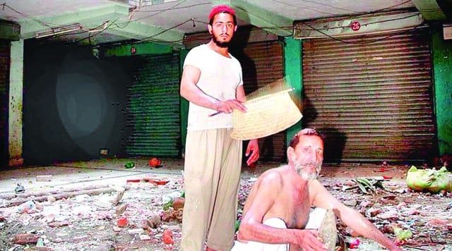 29 hurt in bizarre acid  attack on Peshawar market
