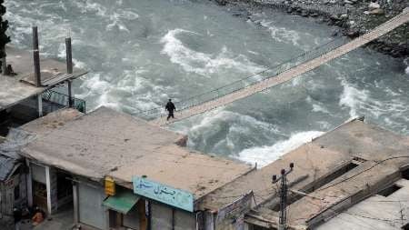 Floods leave tourists stranded in Madyan valley