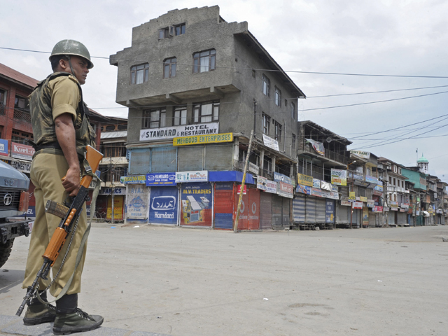 Mind games in DC: Give and take for Kashmir