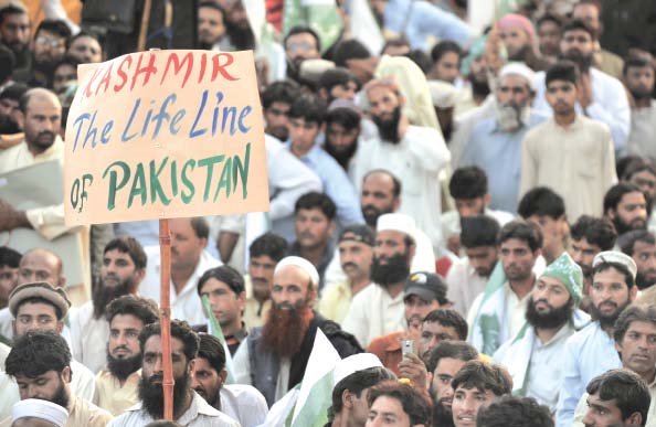 Thousands rally in Azad Kashmir against India