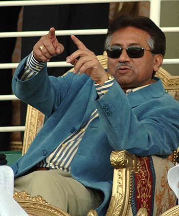 Welcoming home Mr Musharraf