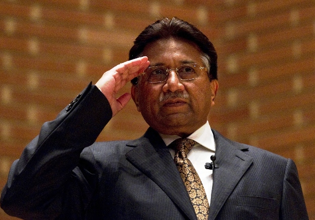 Meeting Musharraf (with 900 people)