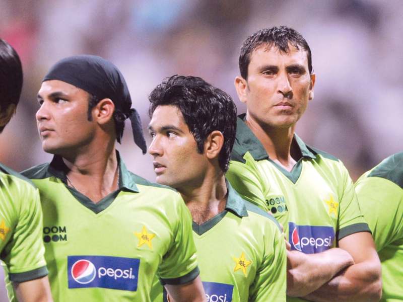 Batting let Pakistan down: Waqar