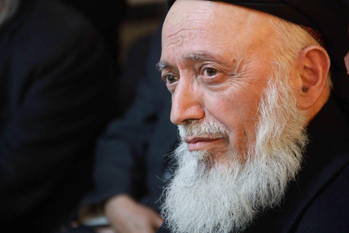 Afghan envoys head to Pakistan for peace talks