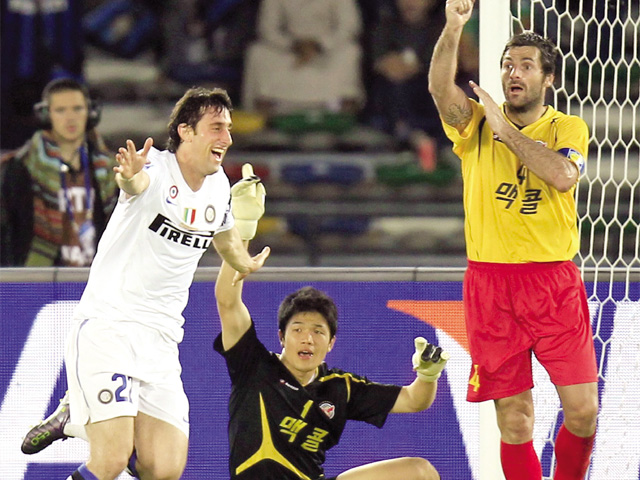 Inter cruise into Club World Cup final