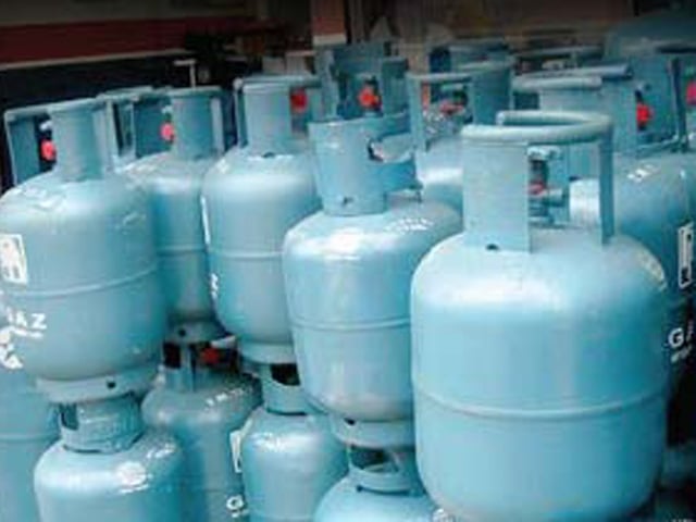 LPG prices rise by Rs5