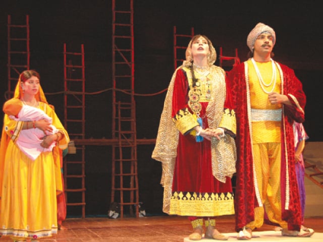 Theatrical bows: ‘Chaak Chakkar’: a taut affair, with no excess or shortcomings