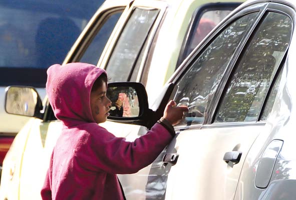 PHC seeks report on child beggary