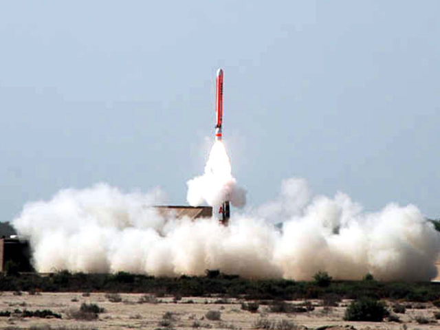 Pakistan test fires Hatf VII missile