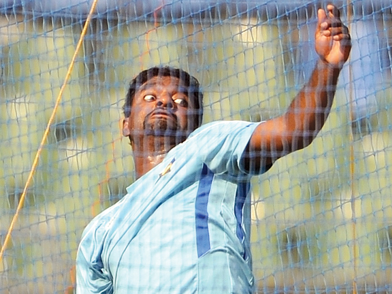 Bayliss backs Murali to overcome injury woes