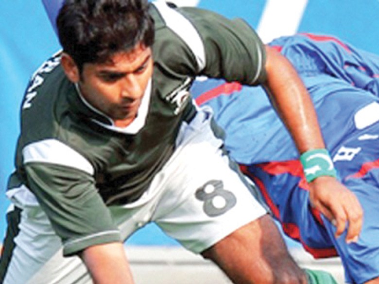 Imran retained as hockey captain