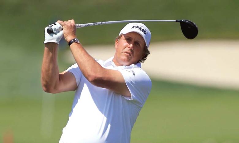 Golf: Mickelson shares Houston lead