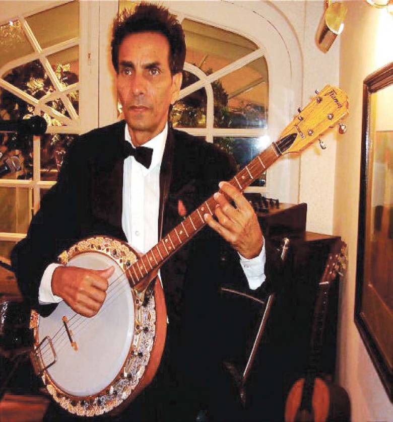 Pakistan’s Portuguese wonder: Magic  fingers