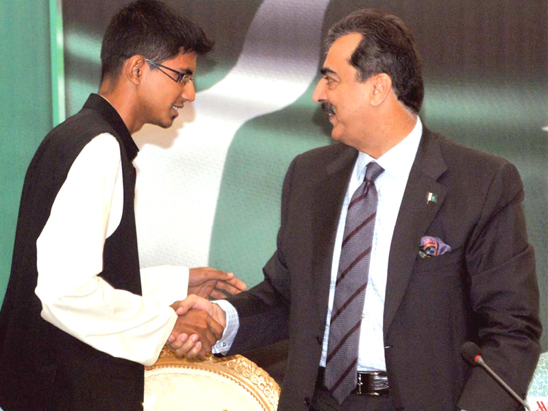 Recognition: PM gives Rs1m to record breaker student