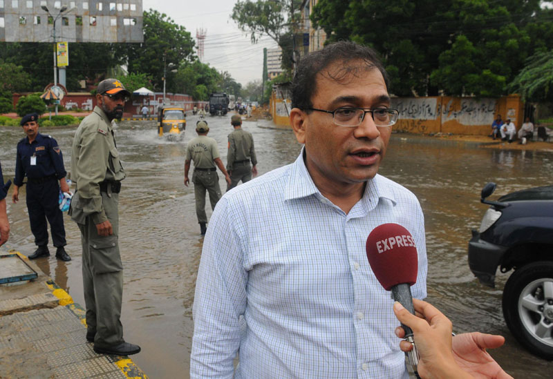 Rain on a case: SCP summons Karachi DCO as courts flood