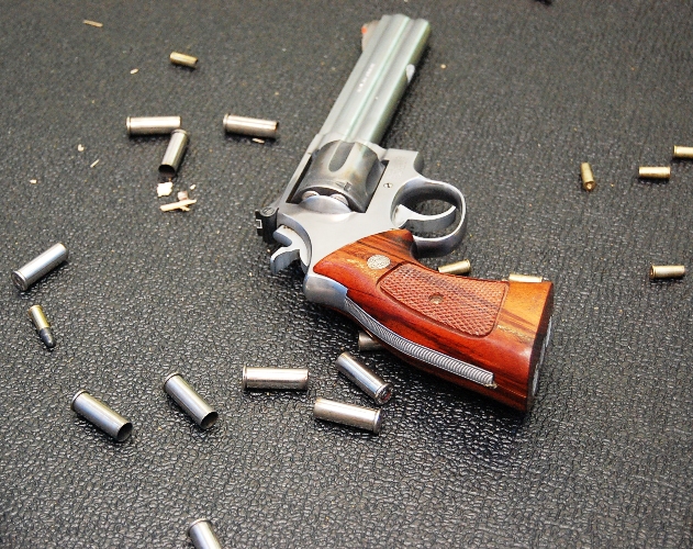 Murder suspect gunned down on court premises
