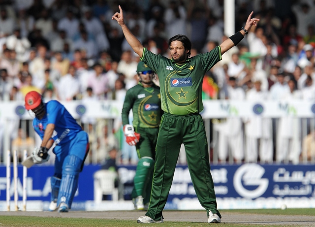 Pakistan to launch more spin at England