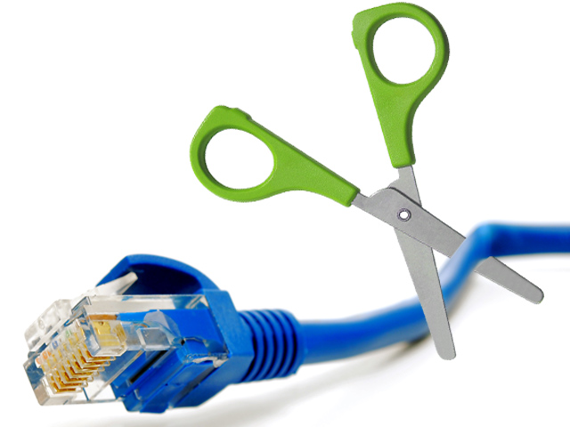 ‘Pakistan may become Enemy of the Internet, 2013’