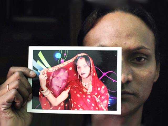 Of Pakistani weddings and vulgar mujras