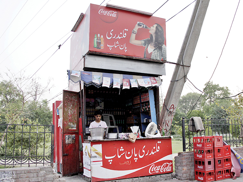 Muhammad Akbar, the owner of Qalandri, claimed to have permission from both the Lahore Development Authority and the PHA.