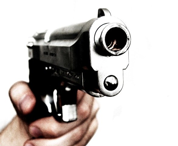 Pickets were set up in the area and the suspect arrested shortly after the incident. PHOTO: FILE