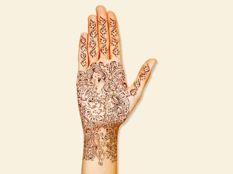 Aurat Foundation says no specific law in the Pakistan Penal Code covers domestic violence. DESIGN: MAHA HAIDER