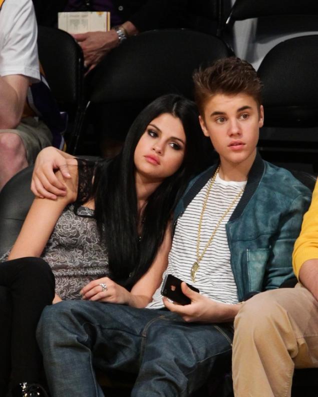 Selena Gomez and Justin Bieber. PHOTO: FILE