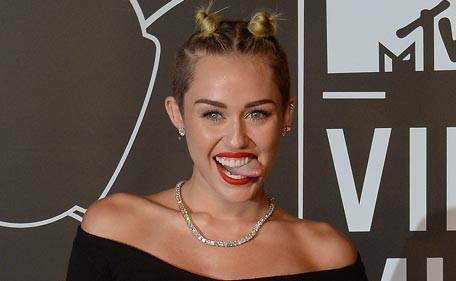 What if Miley Cyrus was Pakistani?