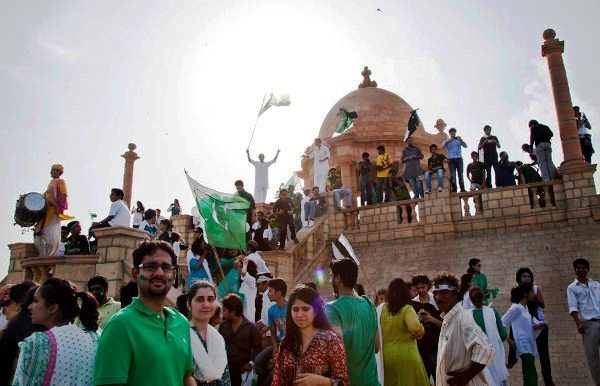 Karachi is the lover, the tormentor: Mysterious, dark and hurt