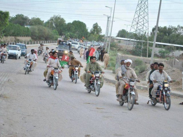 Bugti IDPs departing for Dera Bugti. PHOTO: DERA BUGTI FACEBOOK PAGE