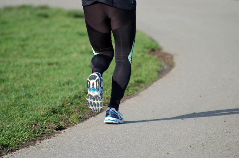 Here are some tips in managing joint pain to help prevent sporting injuries.