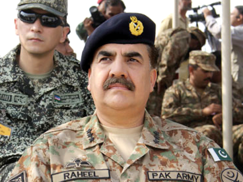 This was the first visit by Gen Raheel to the ISI’s head office since he took over from his predecessor Gen Parvez Kayani in November last year. PHOTO: FILE