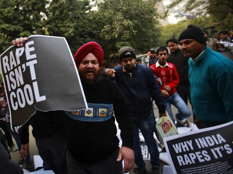 Indian lawmaker apologises over rape threat