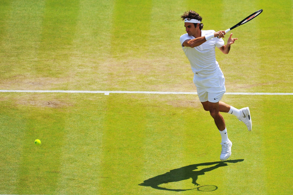 Federer to meet Wawrinka in quarters