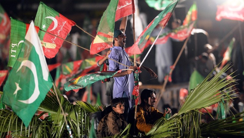 Azadi march: LHC orders police not to arrest PTI workers