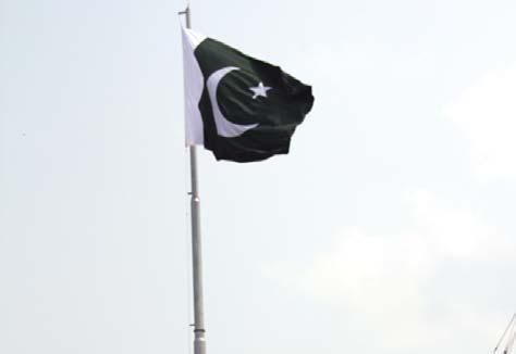 Independence day treat: Country’s tallest flag hoisted in Islamabad