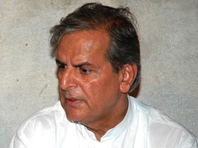 Cut from the same cloth: Of Javed Hashmi and Imran Khan