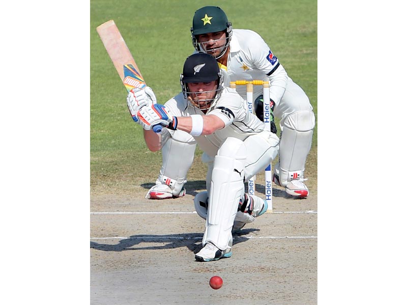 For 1-1: Kiwis in full control with 286-run first-innings lead