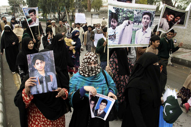 The protest rally started at Peshawar Press Club, passed through Saddar Road and culminated at Stadium Chowk. PHOTO: PPI