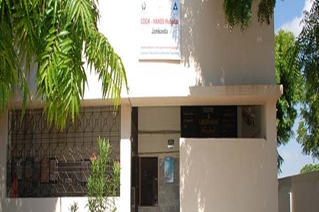 The Jam Kanda Goth hospital caters to the healthcare needs of the residents of 70 villages in Karachi. PHOTO: WWW.HANDS.ORG.PK