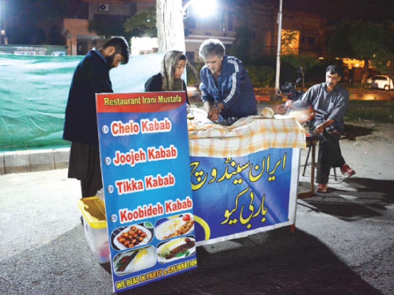 The stall operates from 7pm to midnight without any days off. PHOTOS: HUMA CHOUDHARY/EXPRESS