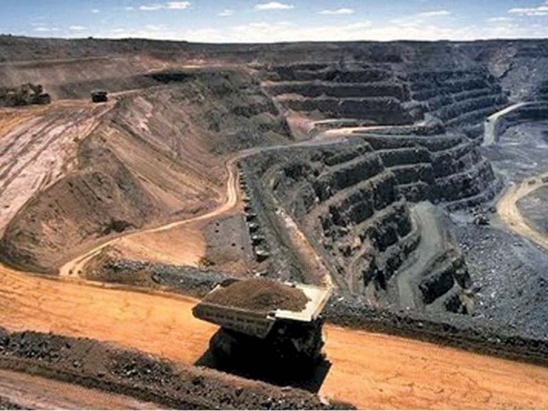 Tharparkar district boasts of holding 180 billion tons of coal which could not be exploited due to various reasons since its discovery in the early 1990s. PHOTO: FILE