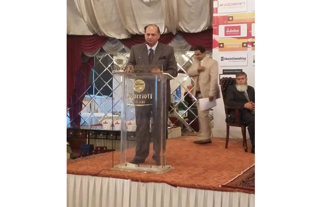 Mr. Sirajuddin Aziz (President & CEO Habib Metropolitan Bank Ltd) speaking on Financial Inclusion at 1st Mobile Commerce & Banking Summit & Exhibition 2015. PHOTO: fb.com/wesociallink