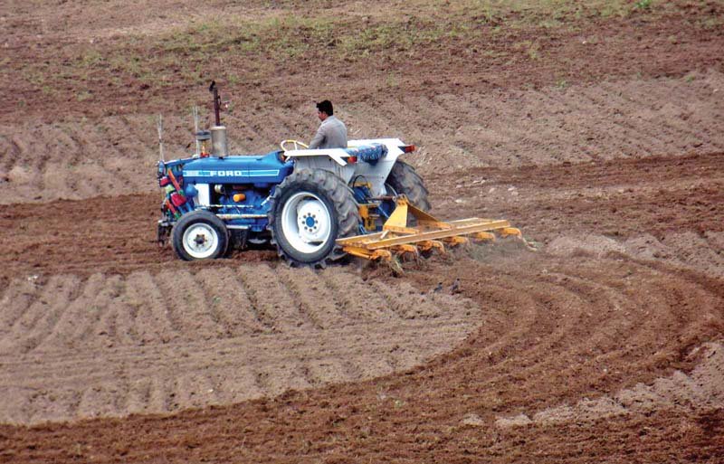 Reasons for contracting sales include falling prices of agricultural products. PHOTO: FILE