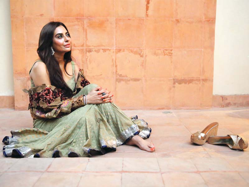 One piece three ways: Shamaeel Ansari