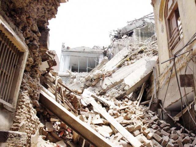 Total death toll climbs to 43; mostly women and children among dead. PHOTO: RIAZ AHMED/FILE